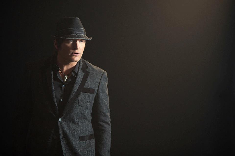 Jerrod Niemann Premieres "Only God Could Love You More" Music Video ...