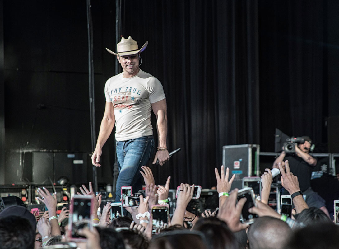 Dustin Lynch