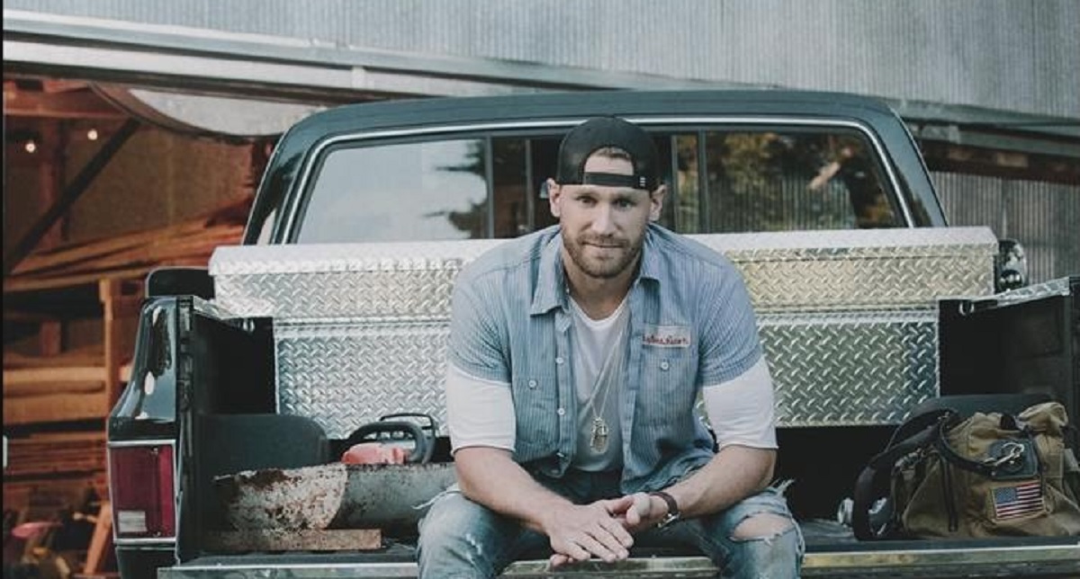 Chase Rice Everybody We Know Does