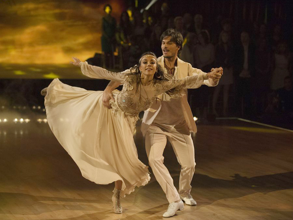 Jana Kramer Dancing with the Stars Week 4