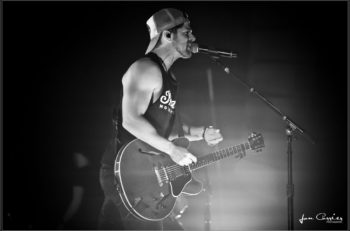 Kip Moore Live in Concert