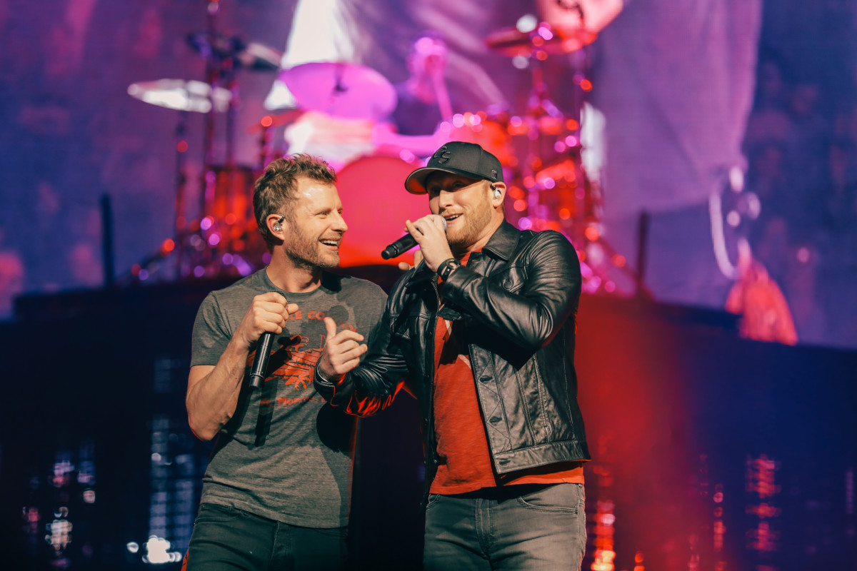 Cole Swindell Dierks Bentley Flatliner Performance